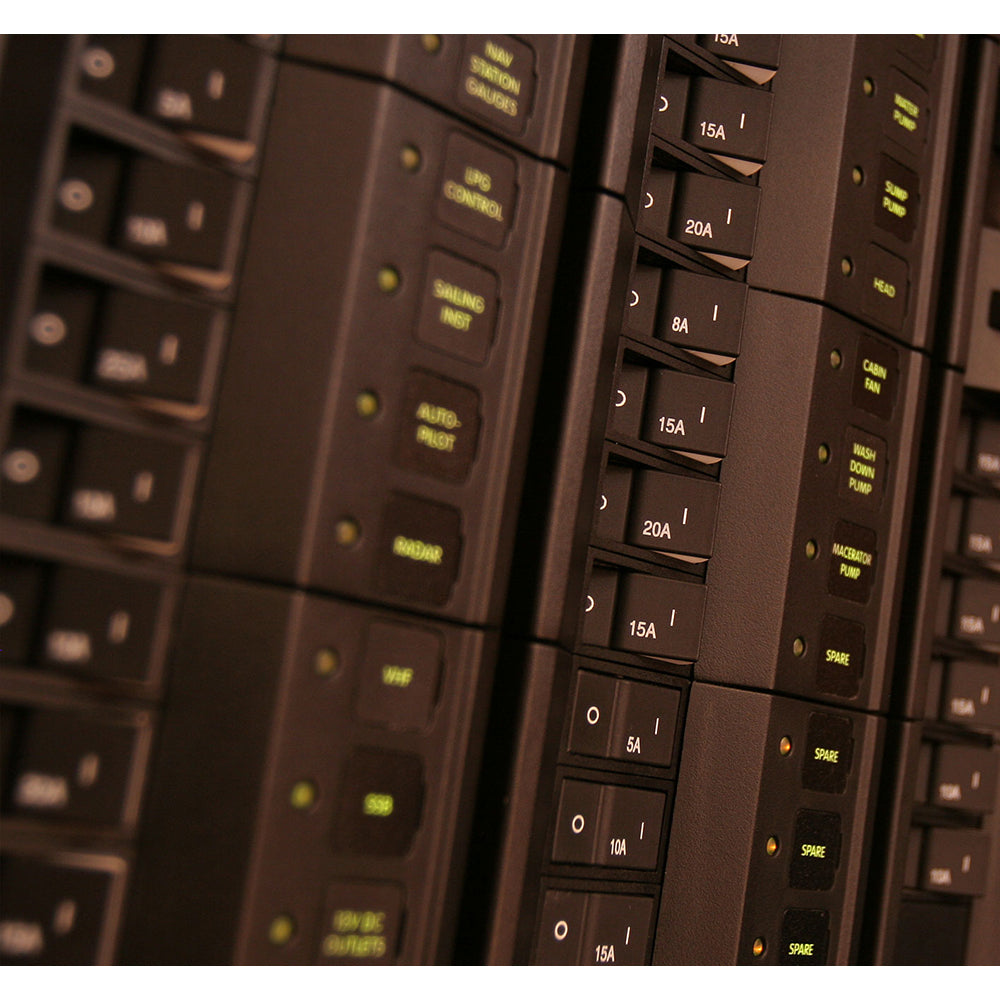 Blue Sea 7403 Single Pole Small Case 2'' Flat Rocker Circuit Breaker  -  15 Amp,WBAUVA001341927