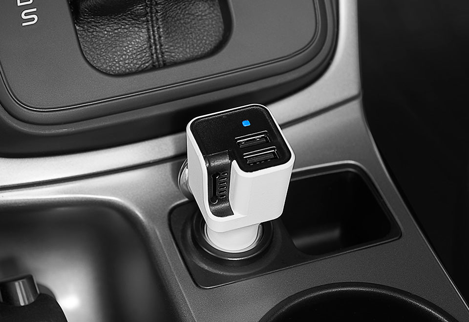 Schatzii Air Ionic Car Air Purifier + Car Charger (White)
