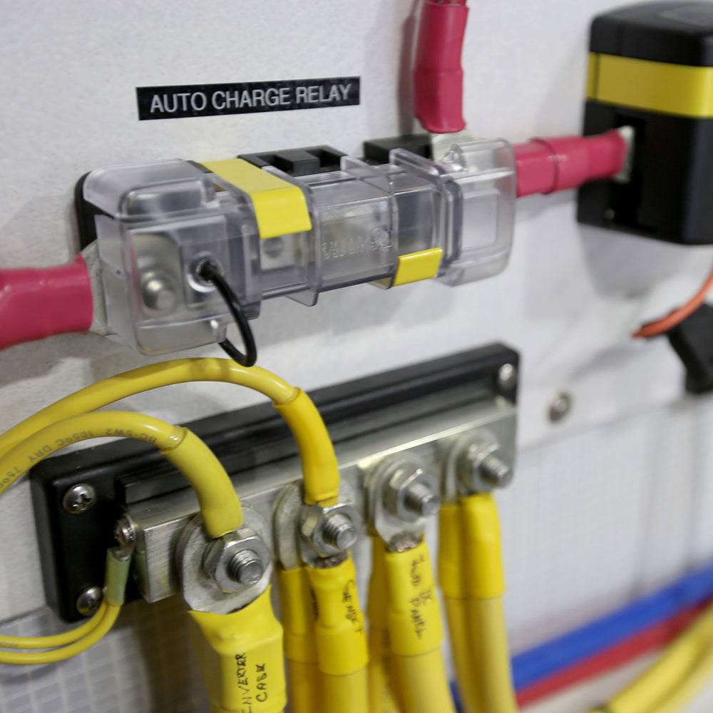 Blue Sea 7720 Midi/Ami Safety Fuse Block,WBAUVA001343211