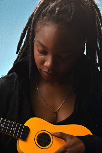 Diamond Head Du 104 Rainbow Soprano Ukulele   Yellow