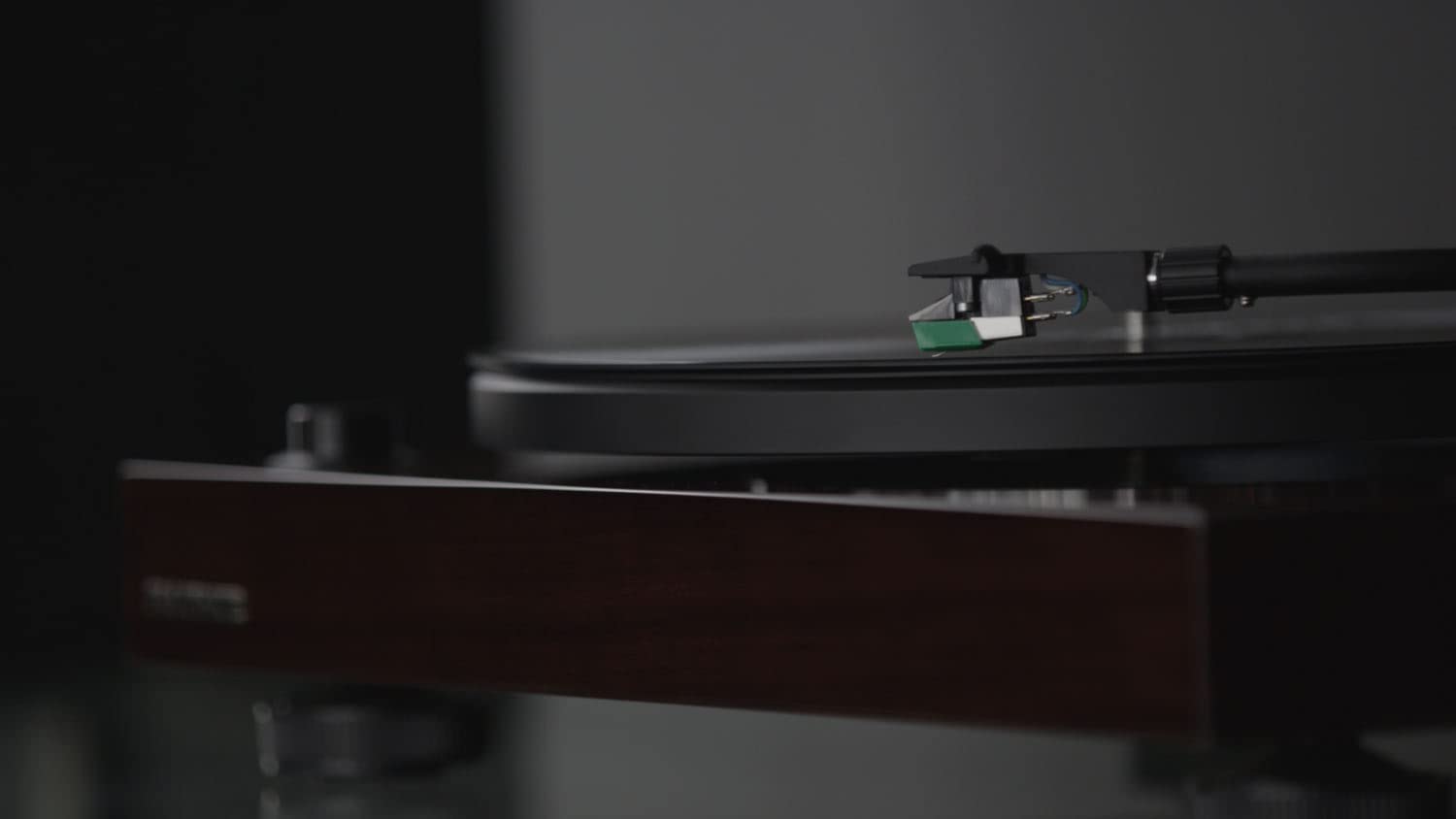 Fluance Turntable Platter Mat (Rubber Black)   Durable Audiophile Grade Silicone Design For Vinyl Record Players (Pfhtrp)