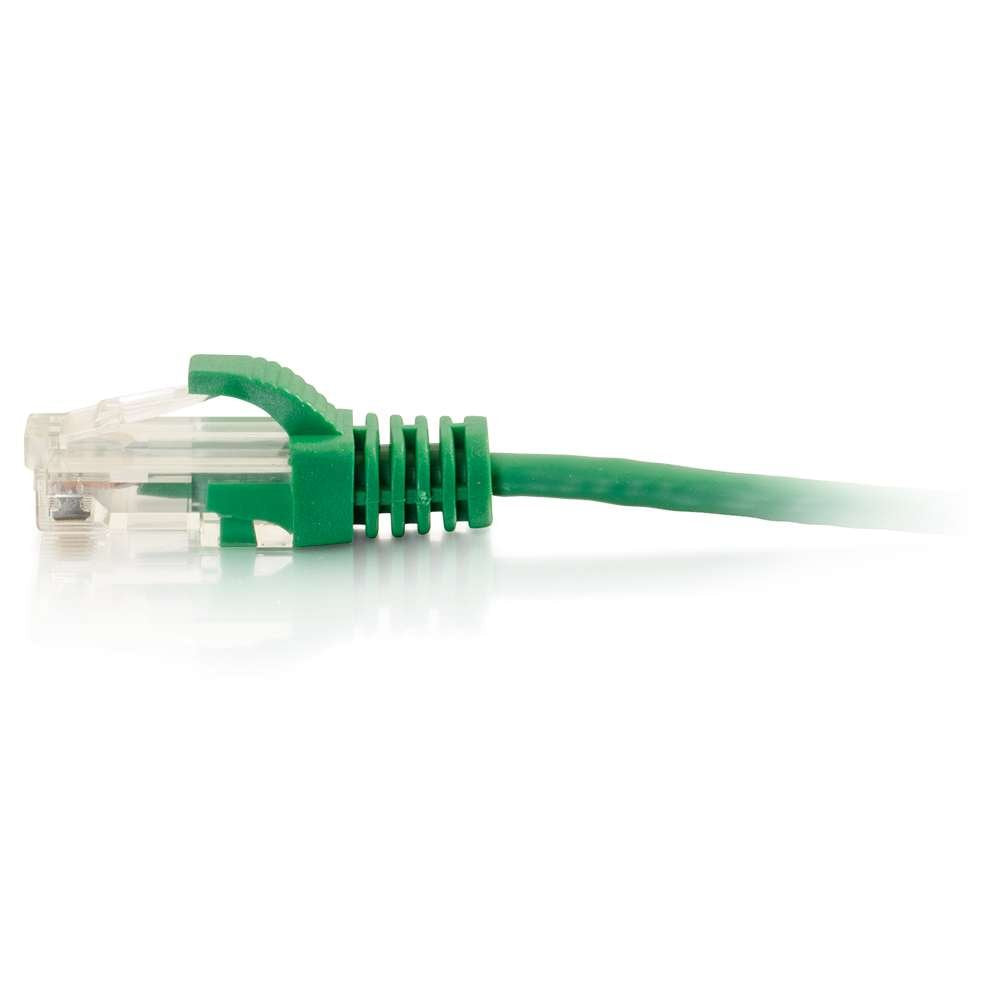 C2G 01162 Cat6 Slim Cable   Snagless Unshielded Slim Ethernet Network Patch Cable, Green (5 Feet, 1.52 Meters)