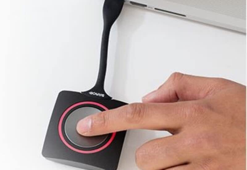 Tray 2 X Usb C Buttons