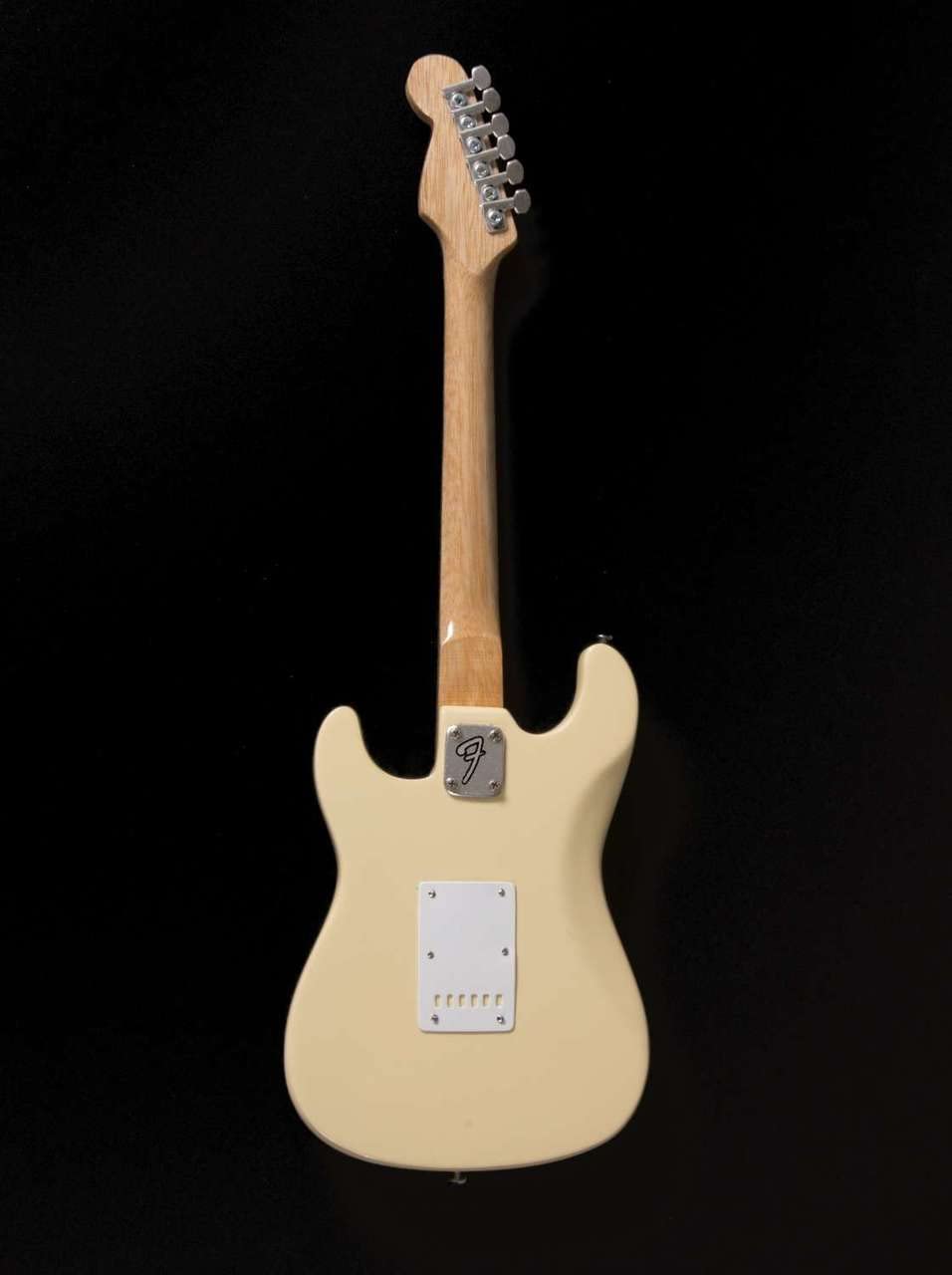 Axe Heaven Fs 013 Licensed Fender Stratocaster Cream