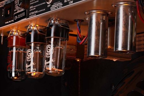 Fender 65 Princeton Reverb Guitar Amplifier