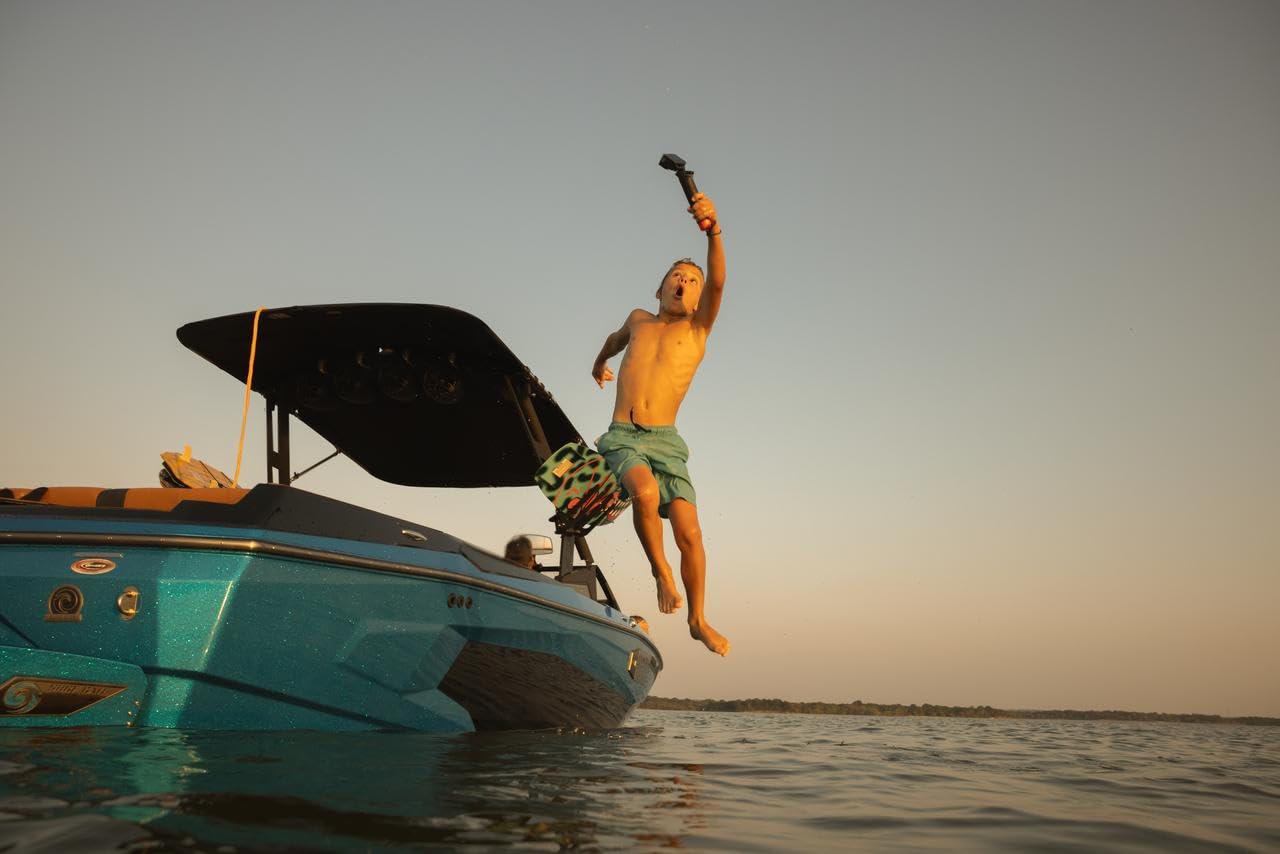 The Handler (Floating Hand Grip)   Official Gopro Accessory (Afhgm 003) For Cameras