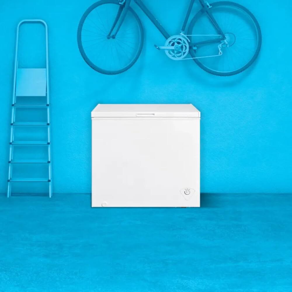 Element Ecf70Md1Bw 7 Cu. Ft. White Chest Freezer