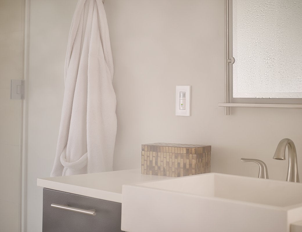 Leviton R02 Iphs5 0Lw White Humidity Control Sensor