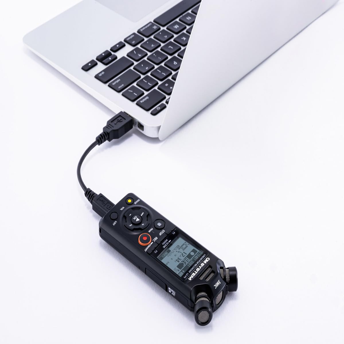 Olympus Ls P5 Linear Pcm Recorder With Noise Cancellation, Up To 37 Hours Battery Life And 20000Hz Frequency Response