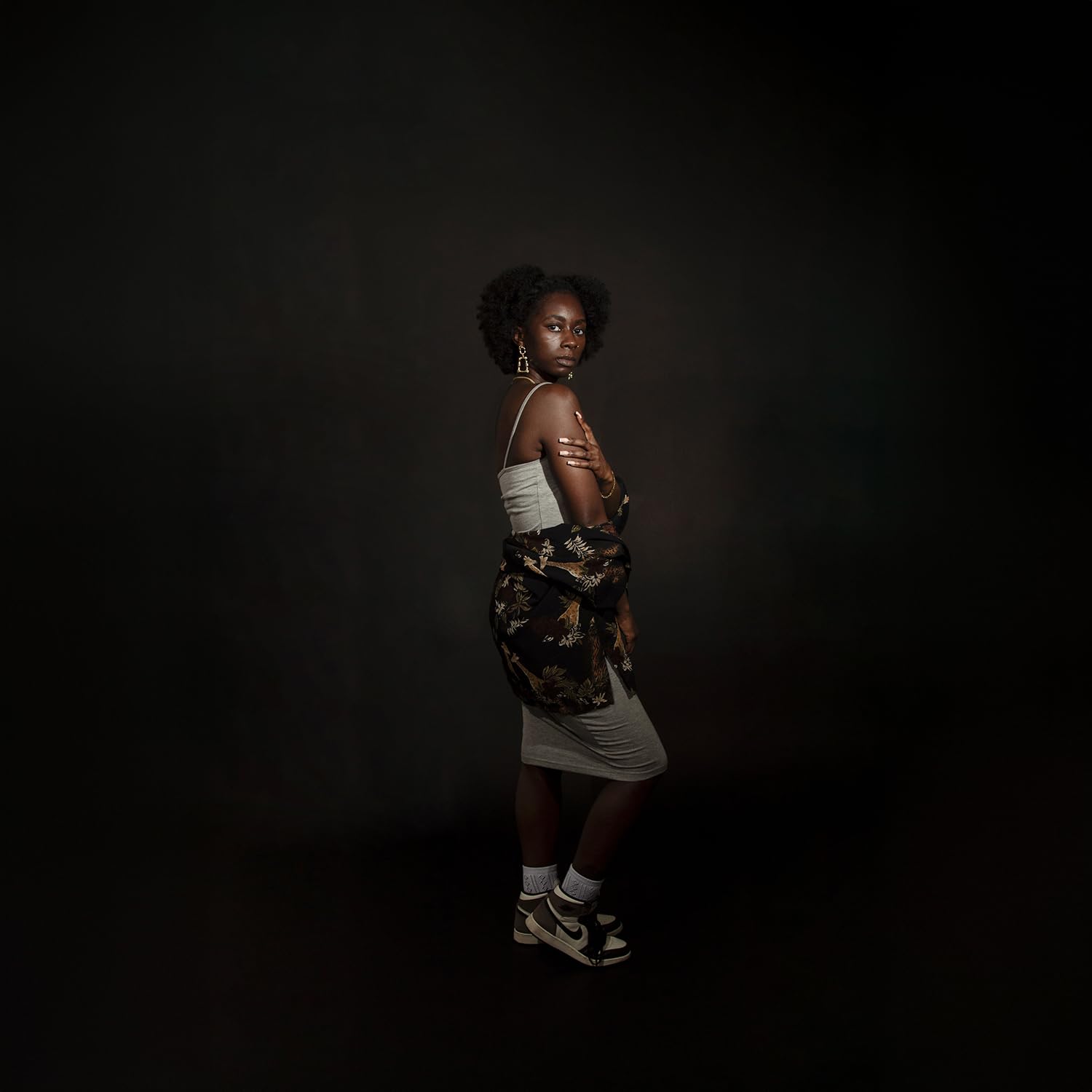 Kate Seamless Paper Backdrop Black Seamless Backdrop Paper Rolls Paper Backdrop (53''X32.8' Jet)