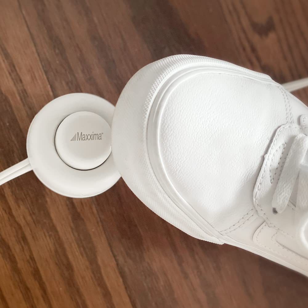Maxxima 9 Ft 3 Outlet Extension Cord   Featuring An Easy To Use On/Off Foot Switch, Ideal To Plug In Lamps, Appliances, Lighting Accessories, Or For Senior Living Use, 125Vac   White   Pack Of 2