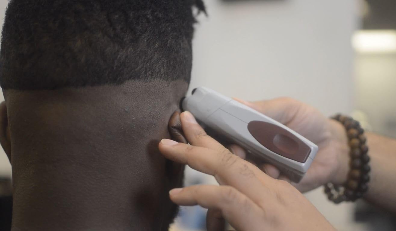 Andis Ts 1 17235 Pro Foil Lithium Titanium Foil Shaver, Cord/Cordless, Smooth Shaving Cordless Shaver With Charger, Gray