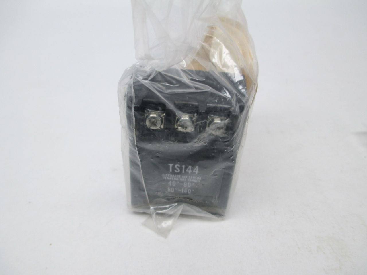 Maxitrol Ts144 Discharge Air Temperature Sensor, 80 140 Degree F Temperature Range