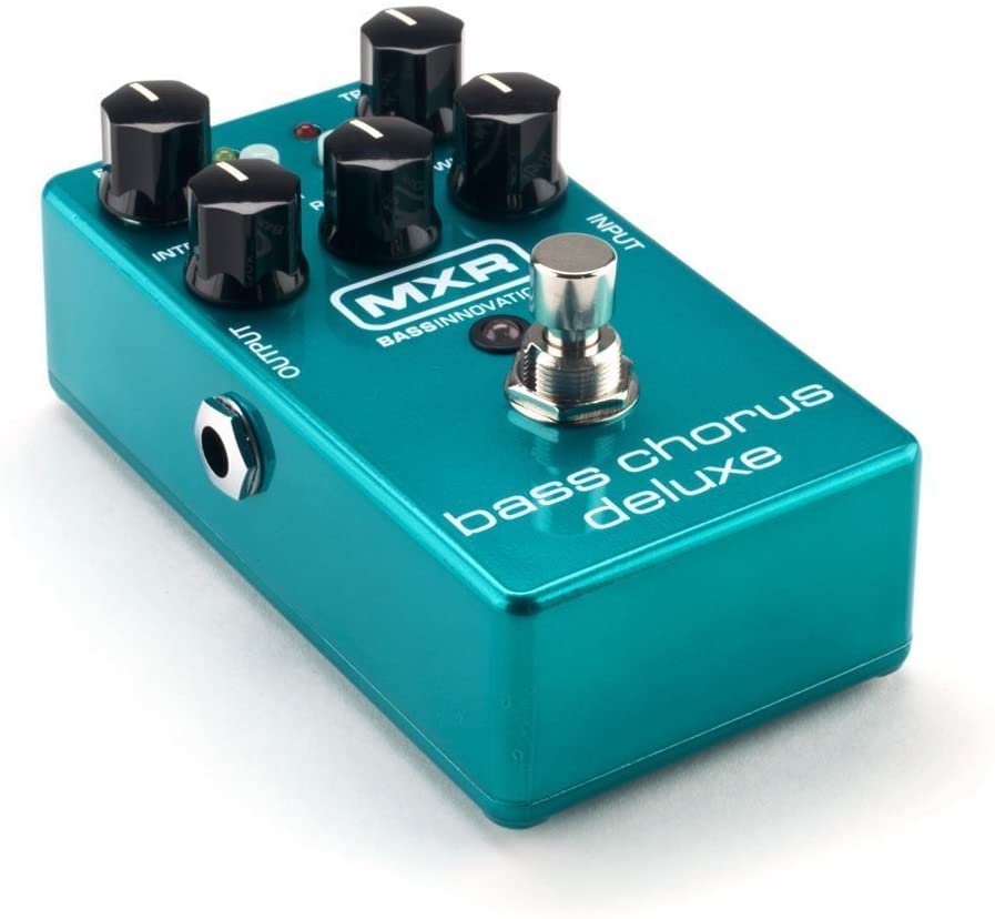 Briskdrop Mxr M83 Bass Chorus Deluxe Pedal Bundle With Dunlop Super Bright Bass Strings, M83 Dbsbn45105