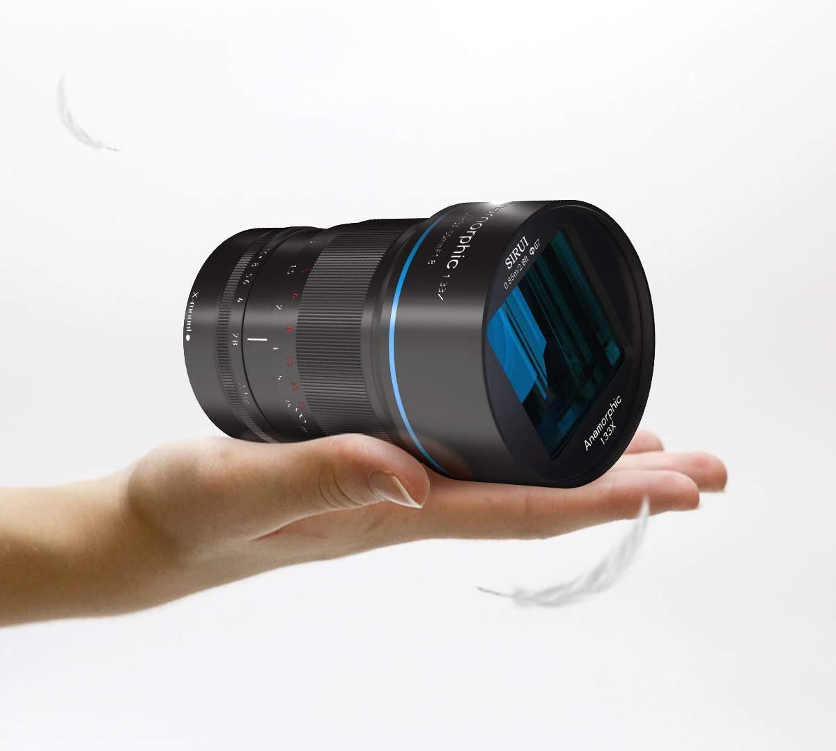 Sirui 50Mm F1.8 1.33X S35 Anamorphic Lens For L Mount, Blue Flare