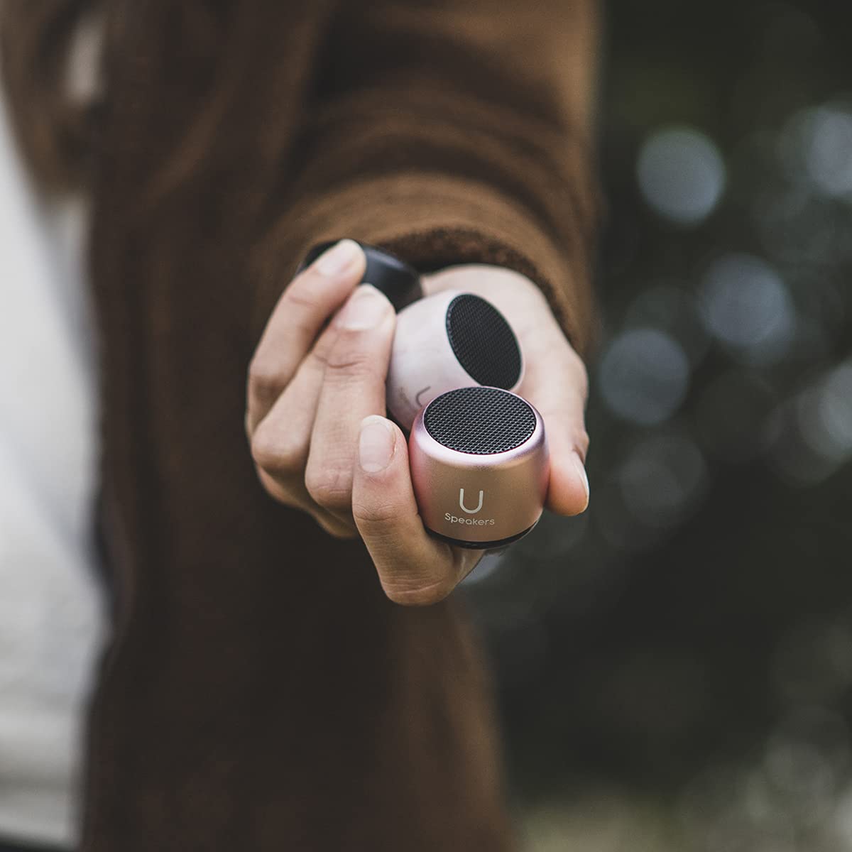 Fashionit U Micro Speaker | Stylish Portable Wireless Bluetooth 5.0 With Built In Mic & Remote Shutter | Perfect Little Speaker