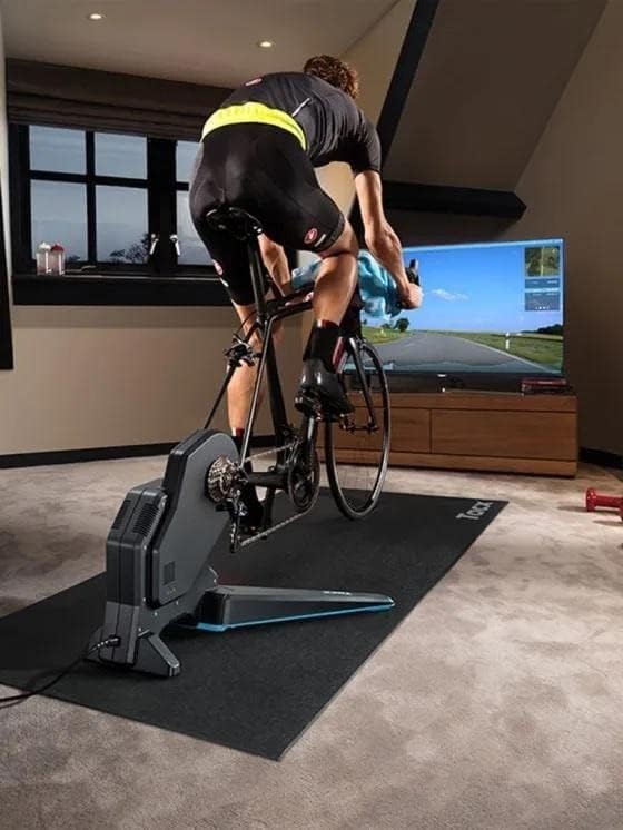 Garmin Tacx Rollable Trainer Mat, Protect Your Floors And Muffle The Noise Of Your Indoor Training Session, 6 Mm Thick, Water Re