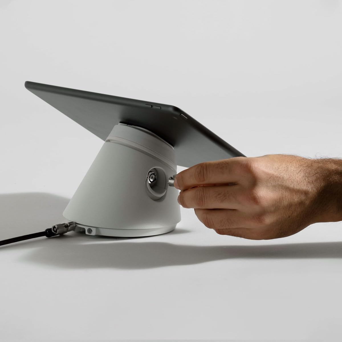 Bouncepad Click Universal And Secure Wall And Desk Mount Compatible With All Tablets And Ipads, White