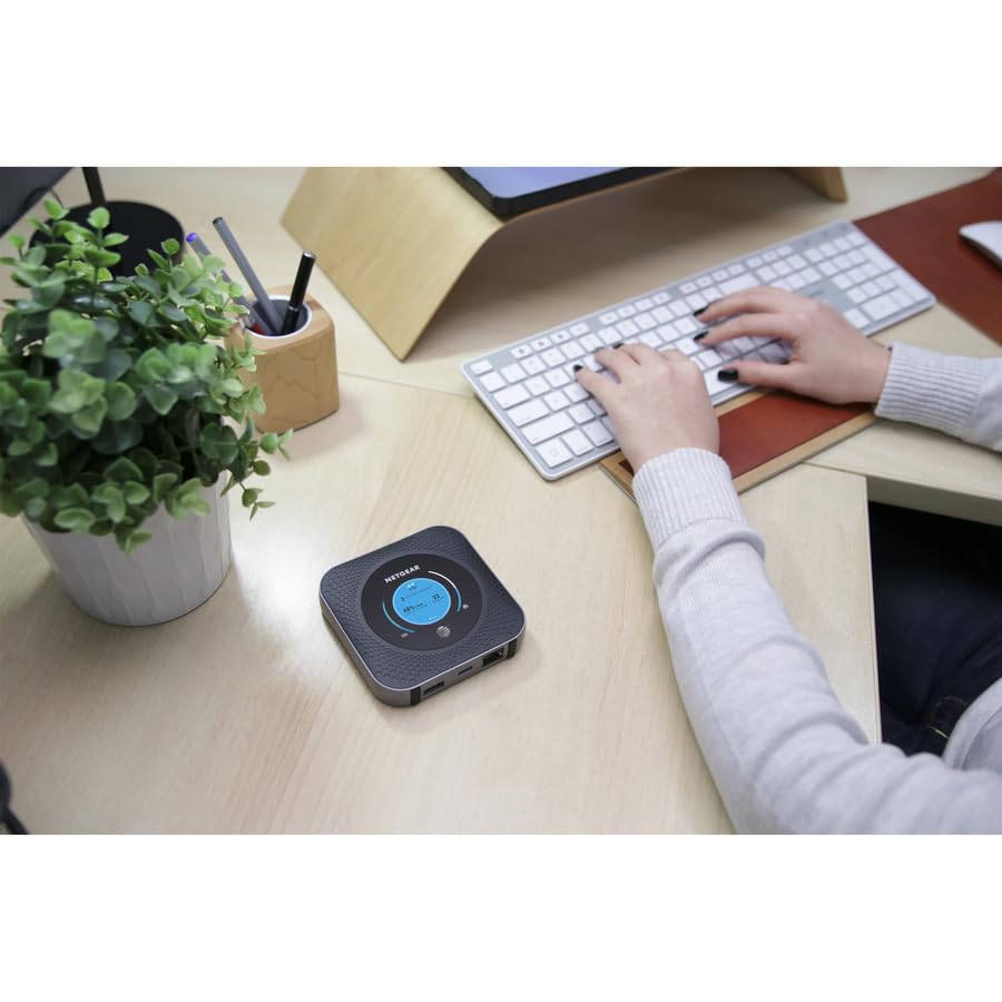 Netgear Nighthawk M1 4G Lte Wifi Mobile Hotspot (Mr1100-100Nas) - Up To 1Gbps Speed, Works Best With At&T And T-Mobile, Connects