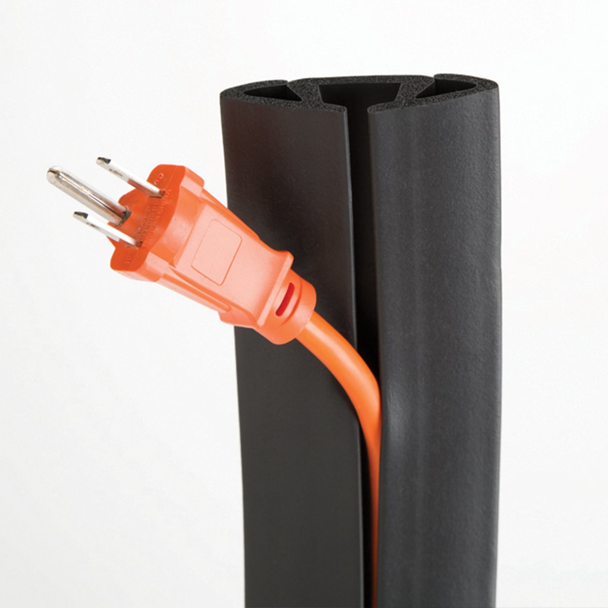 Ut Wire 3 Channel Cord Protector & Concealer For Floor   5 Ft   Black