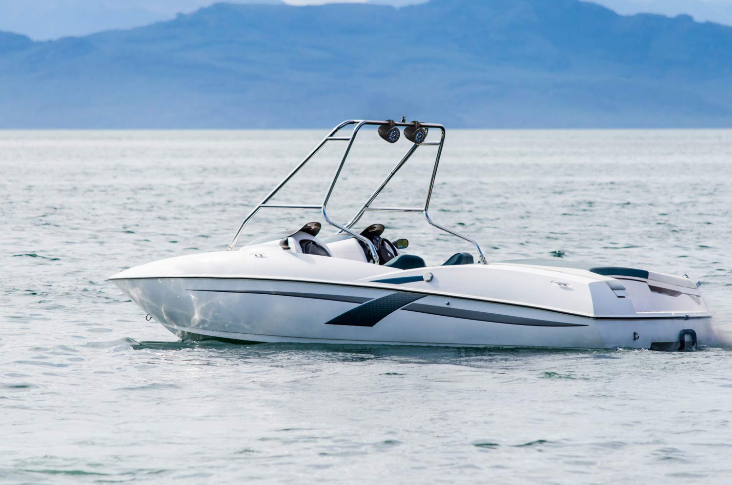 Boss Audio Systems B40Rgb Atv Utv Weatherproof Waketower Speaker System   Amplified, 4 Inch, Full Range, 2 Way, Bluetooth, Rgb L