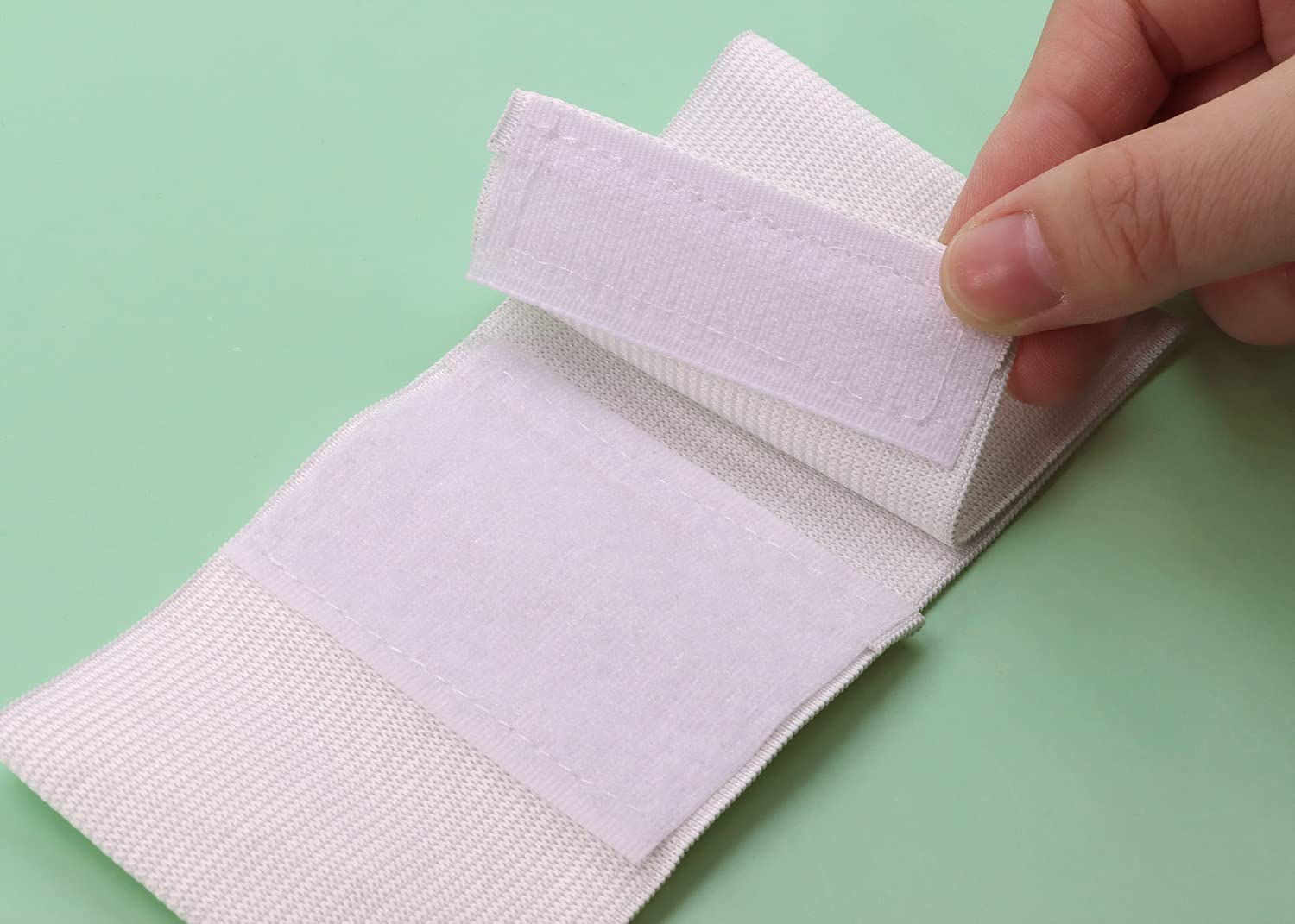 Onlykxy 3Pcs Captain Armbands 7X32.5Cm/2.75X12.79Inch Adjustable Leader Armband Team Sport Armband For Soccer Basketball Volleyb