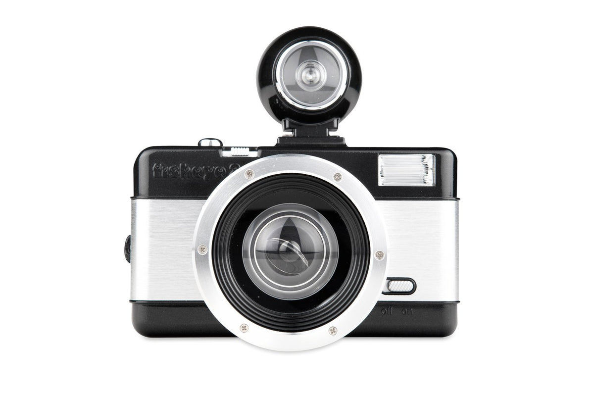 Lomography Fisheye No.2 � 35 Mm Film Camera (Fcp200)