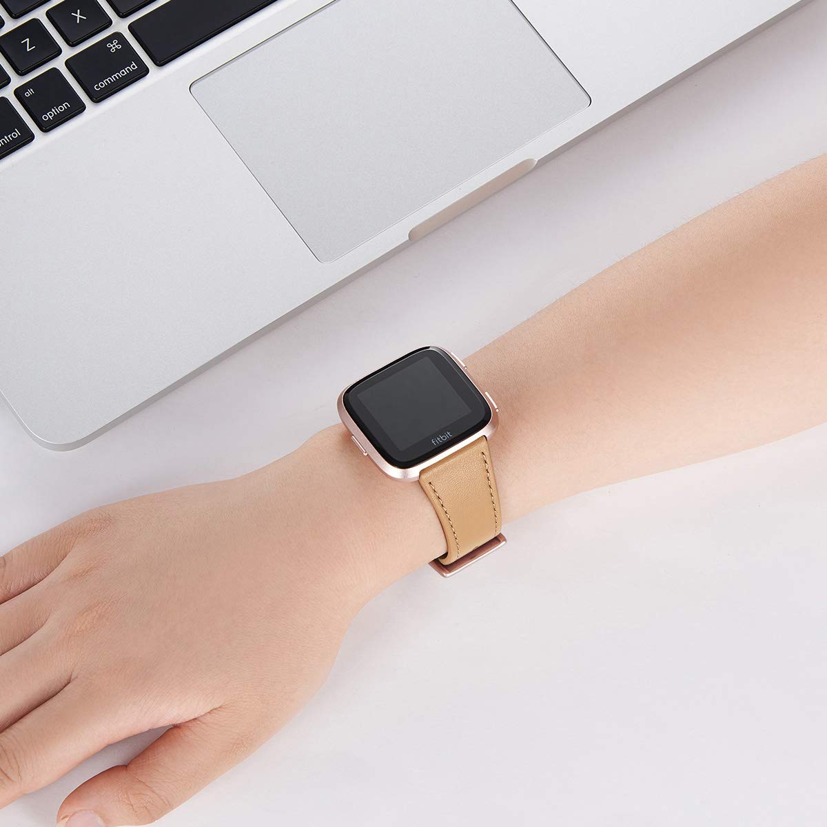 Wfeagl For Fitbit Versa Band, Top Grain Leather Band Replacement Strap For Fitbit Versa/Versa 2 /Versa Lite/Versa Se Fitness Sma