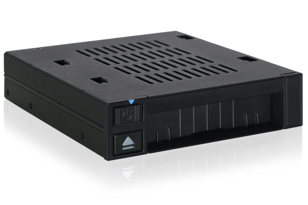 Icy Dock Flexidock Mb521SpB Drive Bay Adapter For 3.5  Serial Ata/600 Host Interface Internal  Black
