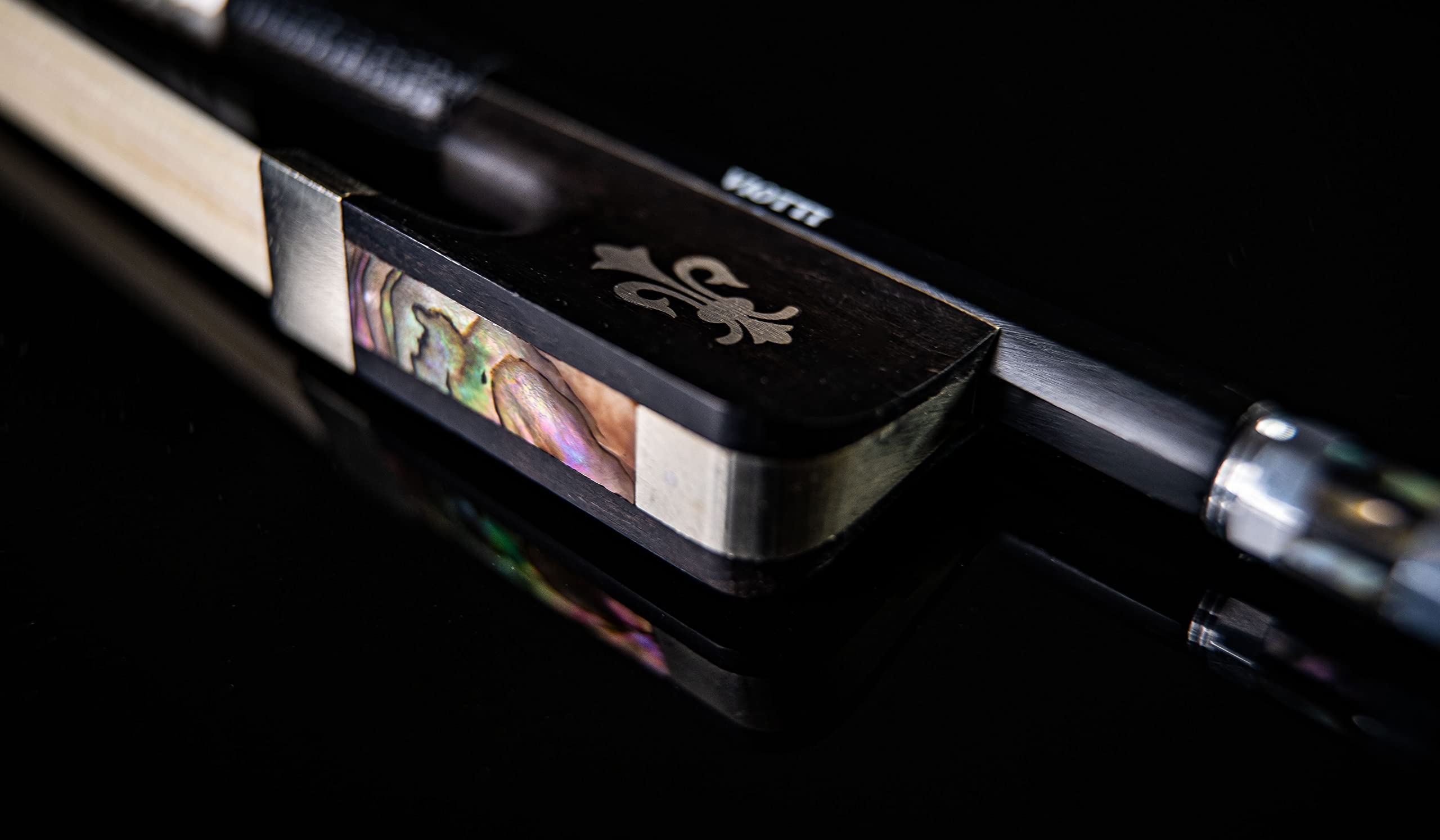 Viotti Carbon Fiber Cello Bow, Hand Crafted By Professional Bow Makers, Strong, Stiff & Well Balanced, Made With Mongolian Horse