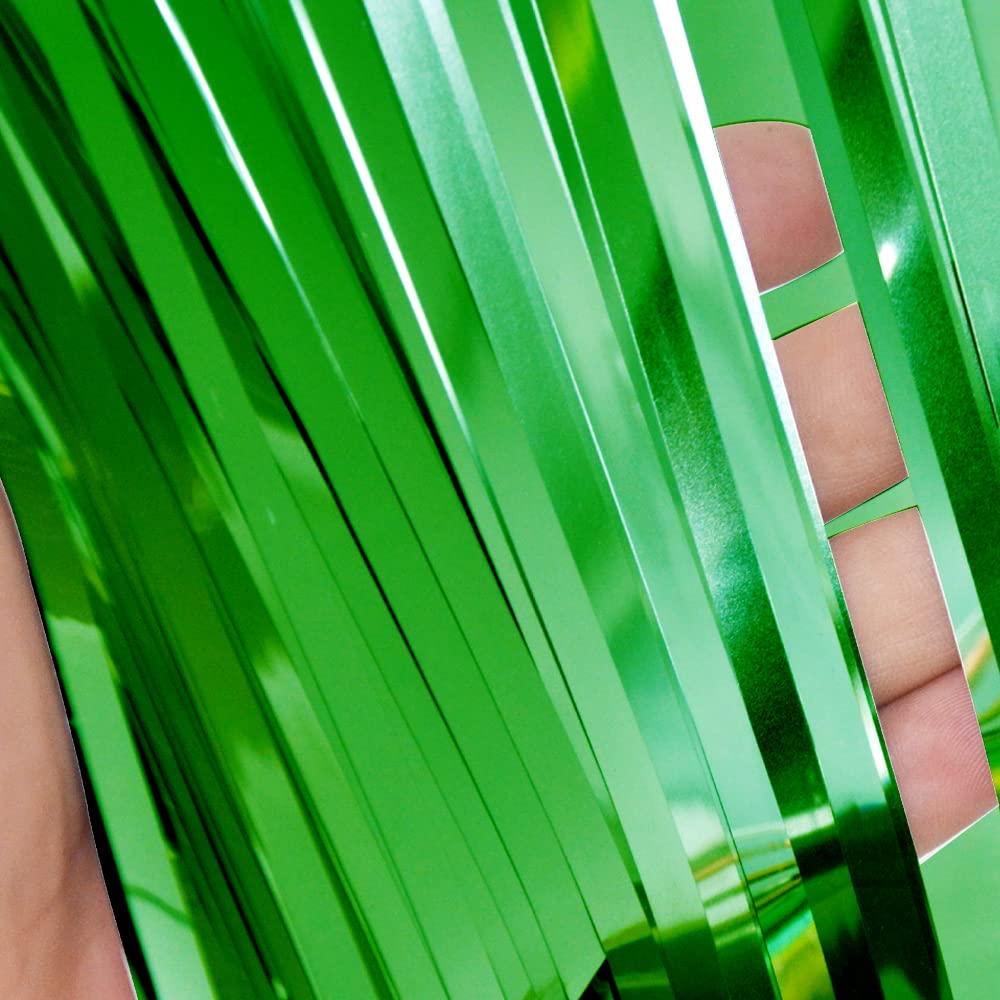 Goer 3.2 Ft X 9.8 Ft Metallic Tinsel Foil Fringe Curtains Party Photo Backdrop Party Streamers For St. Patricks Day,Birthday,Gr