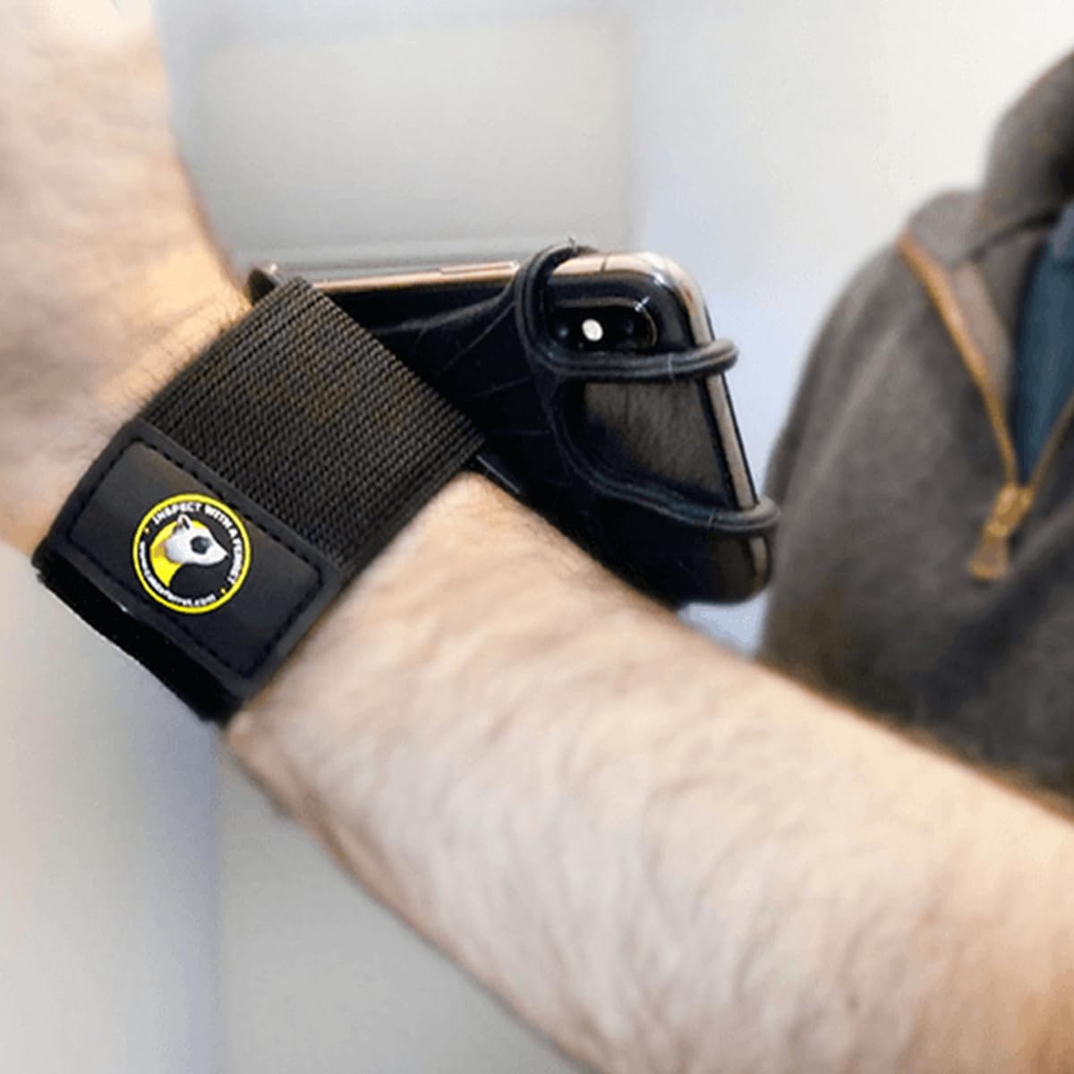 Ferret Wristband   360 Rotatable Phone Holder, Hands Free