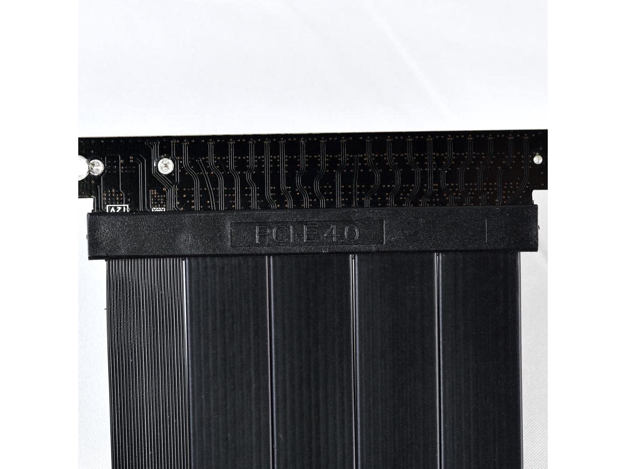 Lian Li Pw Pci 420 Premium Pci E 16X 4.0 Black Extender Riser Cable Length 200Mm (7.87 Inches)