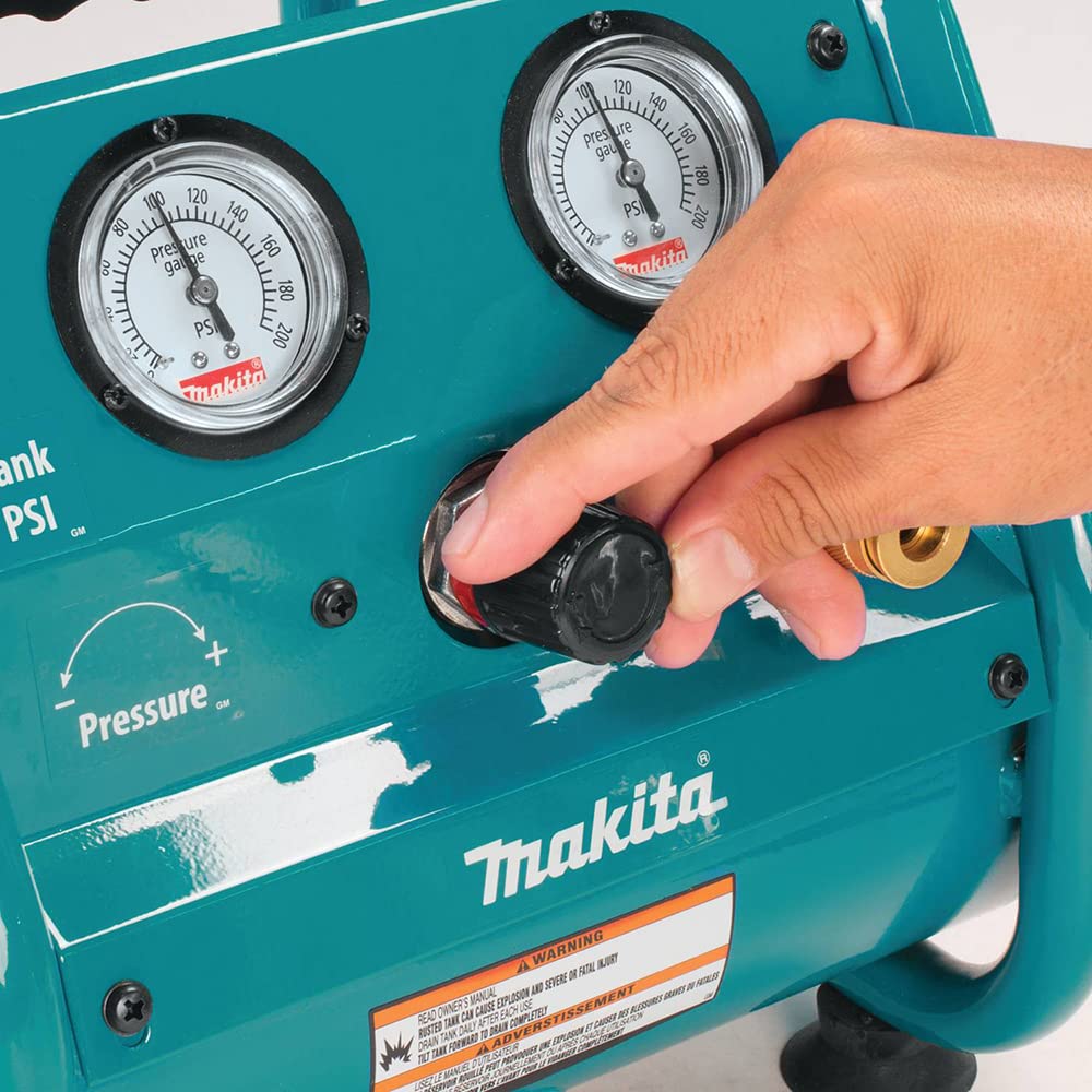 Makita Ac001 Compact Air Compressor