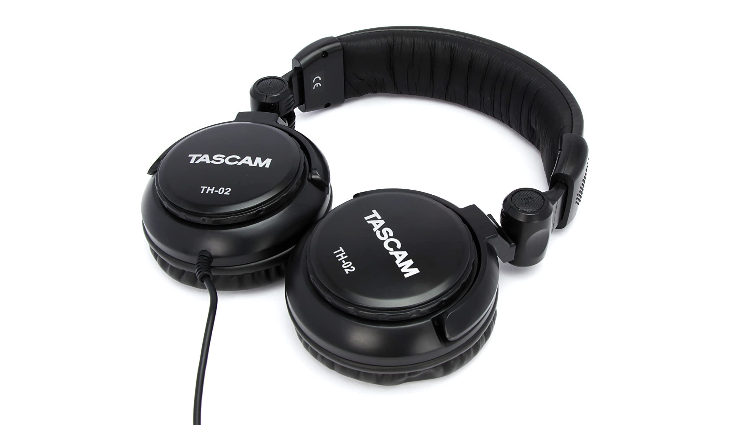 Tascam Th 02 B Professional Studio Monitor Headphones, Wired, Over Ear   For Recording, Podcast, Dj, Music And Guitar, With 1/4