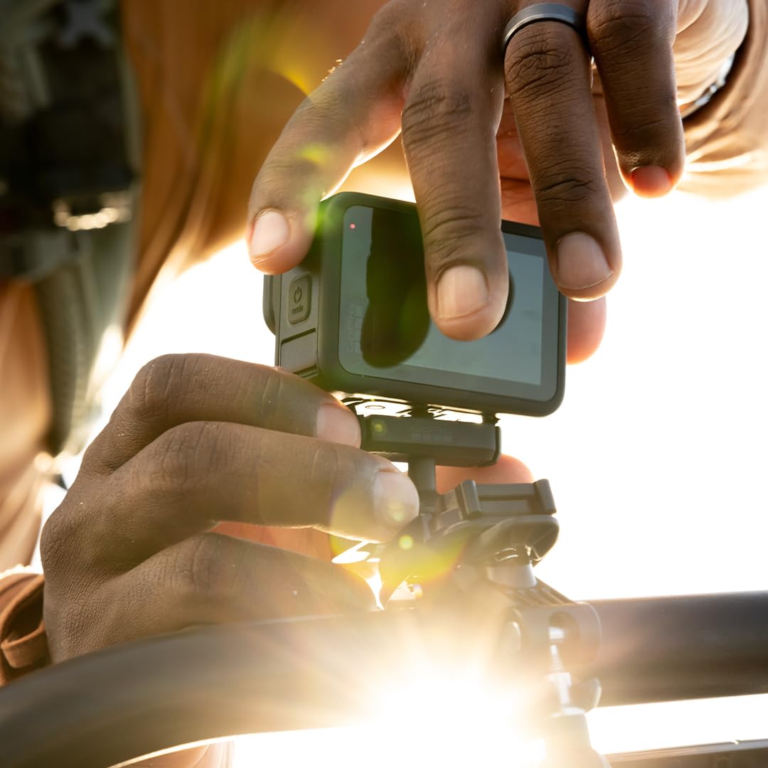 Gopro Magnetic Latch Mount (Hero13) - Official Gopro Accessory (Aemag-001)