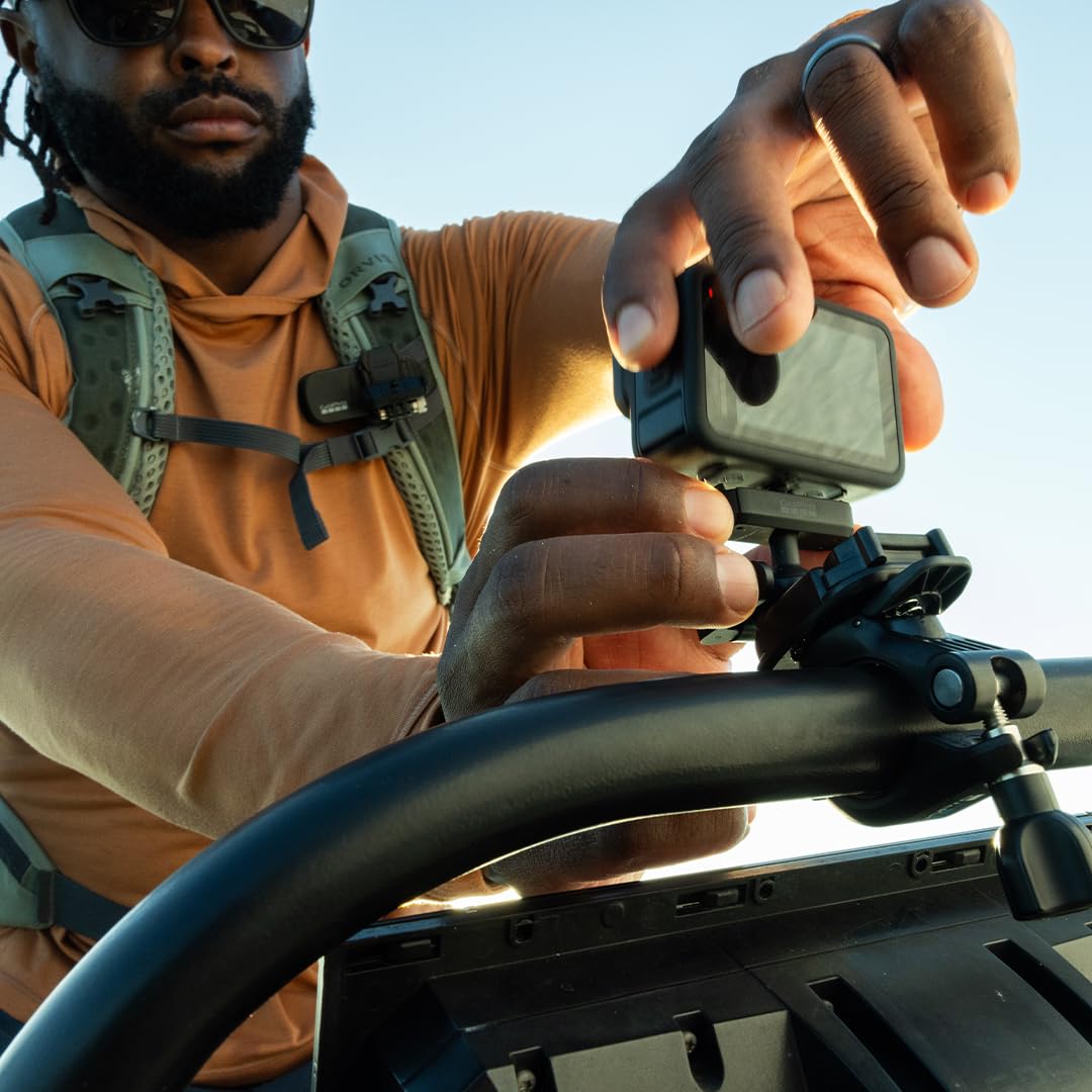 Gopro Magnetic Latch Mount (Hero13) - Official Gopro Accessory (Aemag-001)