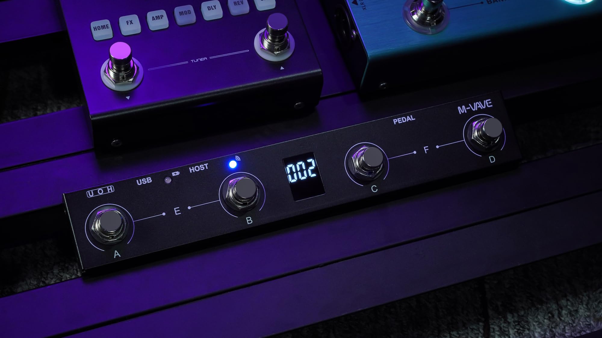 M-Vave Chocolate Plus Wireless Midi Controller Programmable Wireless Midi Controller 4 Buttons Portable Rechargeable Midi Foot C