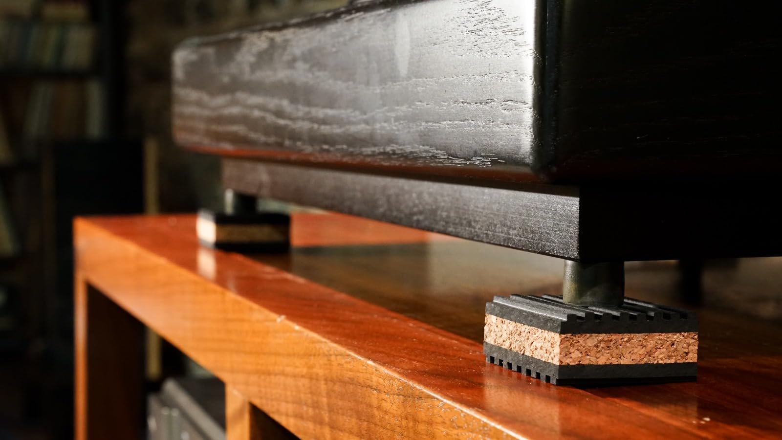 Tuneful Cables Sound Isolation Pads. Cork Pads For Turntables To Reduce Vibration & Skipping (1 Pack Of 4)