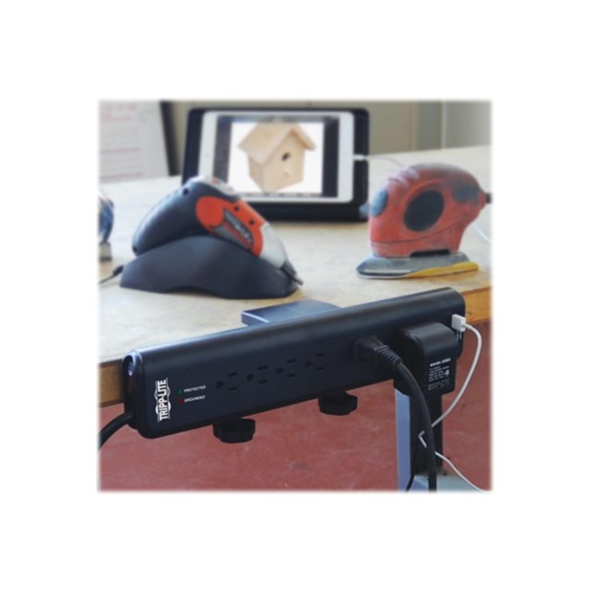 Tripp Lite Tlp606Dmusb Protect It! Surge Suppressor, 6 Outlets, 6 Ft Cord, 2100 Joules, Black