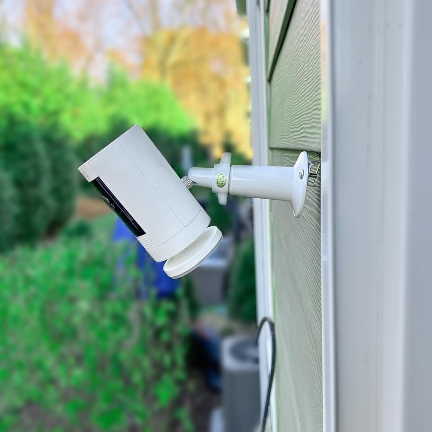 Haoyou Ring Camera Vinyl Siding Wall Mounts No Drill 360 Degree Adjustable,Compatible With Ring Stick Up Cam & Ring Indoor Cam(2Pack White)