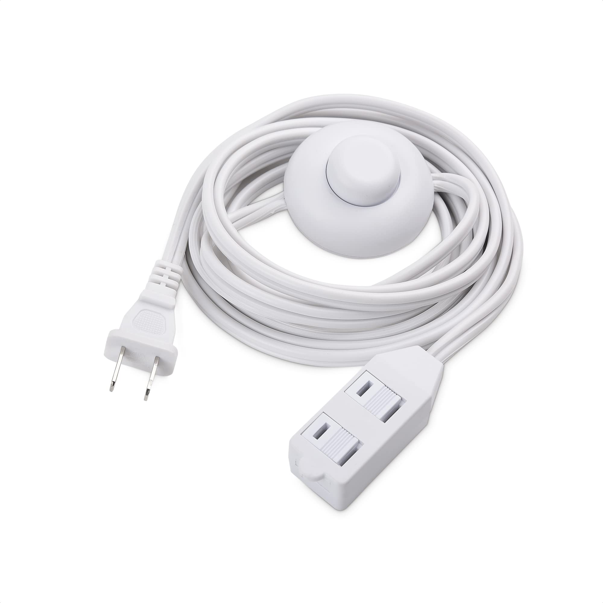 Cable Matters 3 Outlet Christmas Tree Extension Cord With Foot Switch   10Ft, Extension Cord With Switch On/Off, White