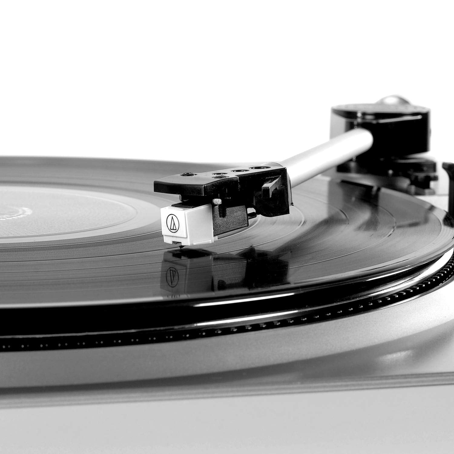 Victrola Pro Usb Record Player With 2-Speed Turntable And Dust Cover, Silver (Vpro-3100-Slv)