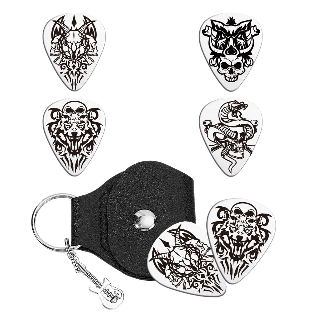 Unicraftale 2Pcs Personalized Guitar Picks Gifts Guitar Pick Keychain DoubleSide Engraved Cranial Hand Painted Animal Stainless