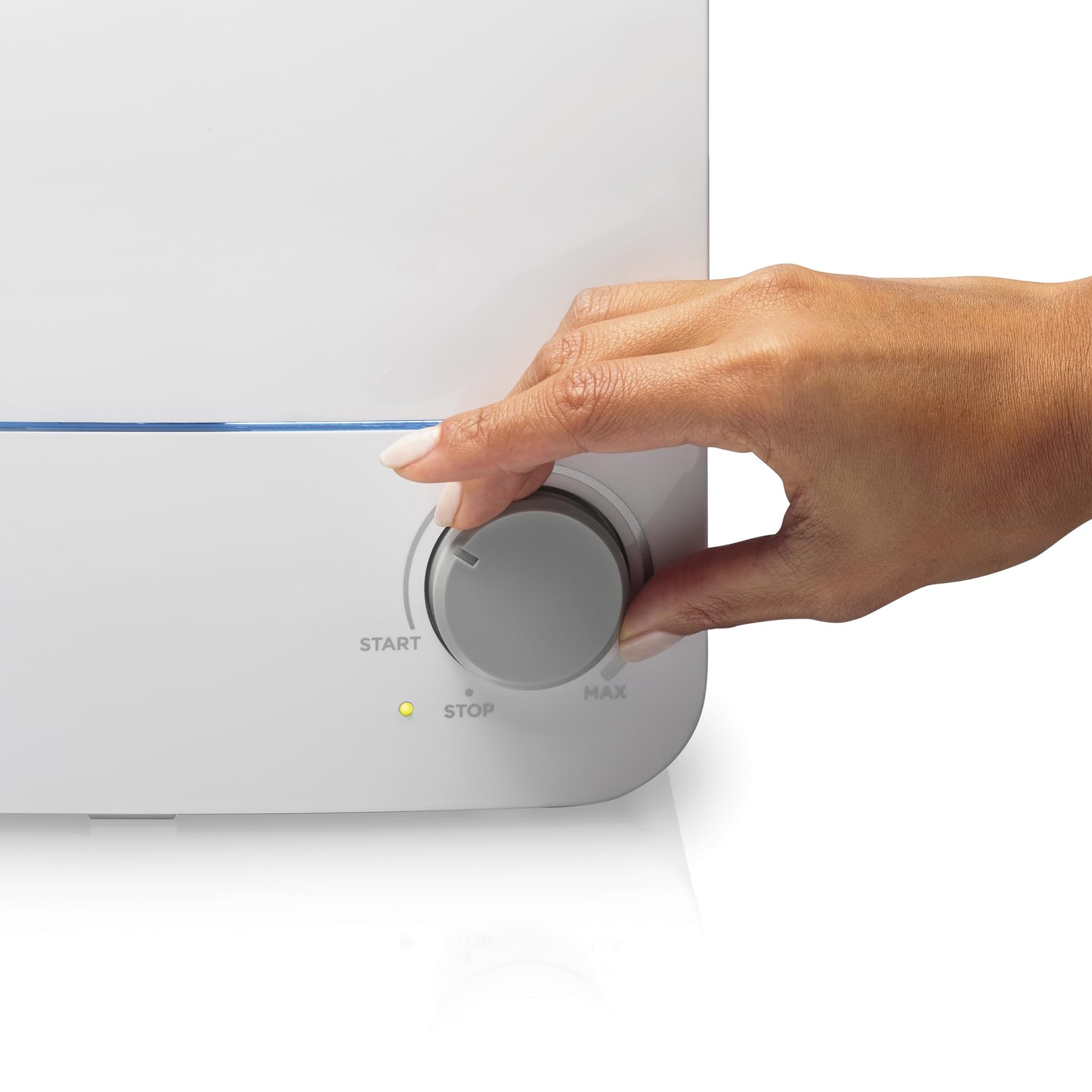 Hamilton Beach TrueAir Cool Mist Humidifier, 5.5L, Whisper Quiet, Filter-Free, White, Model 04700