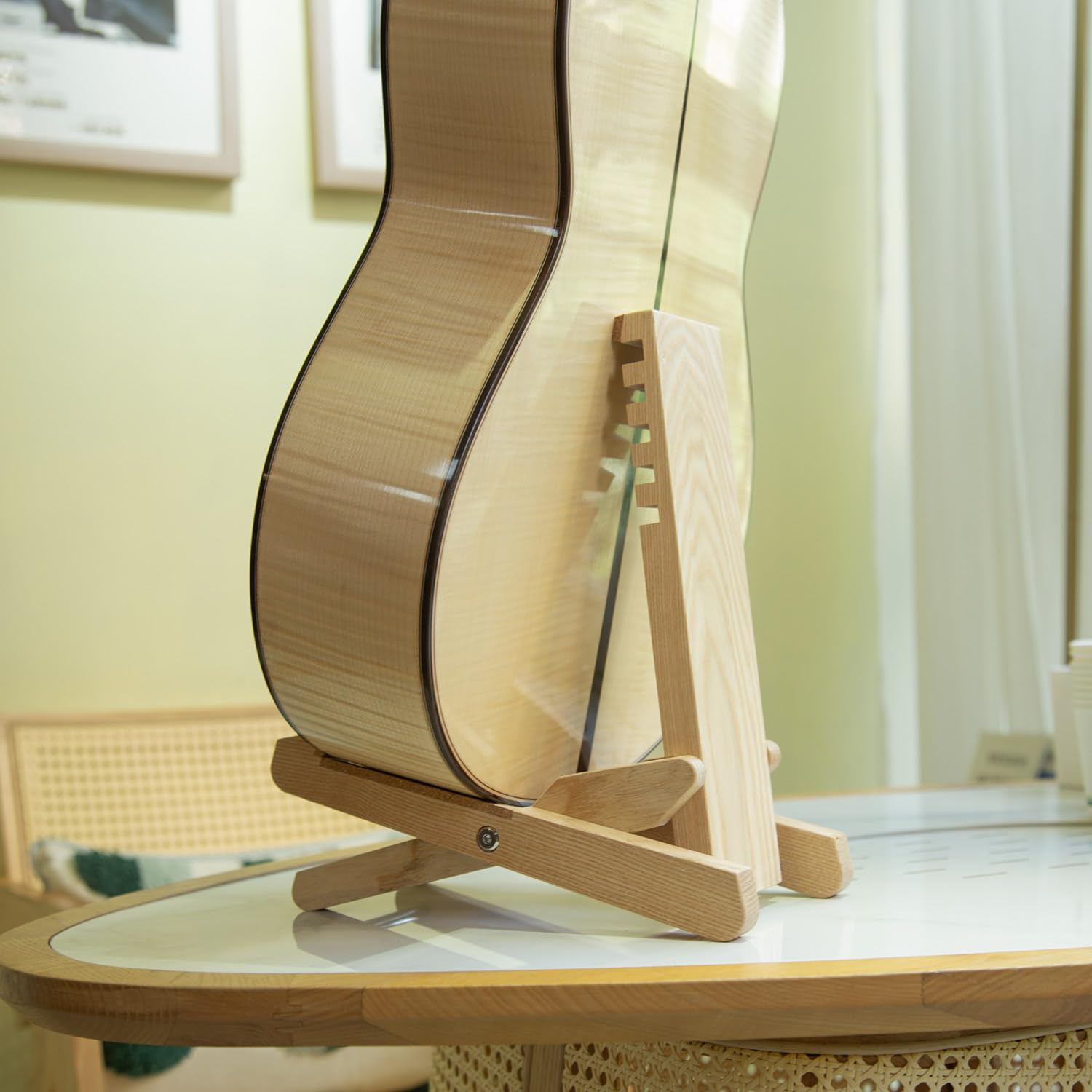 Spike Multifunctional Guitar Stand Two-In-One Guitar Footstool