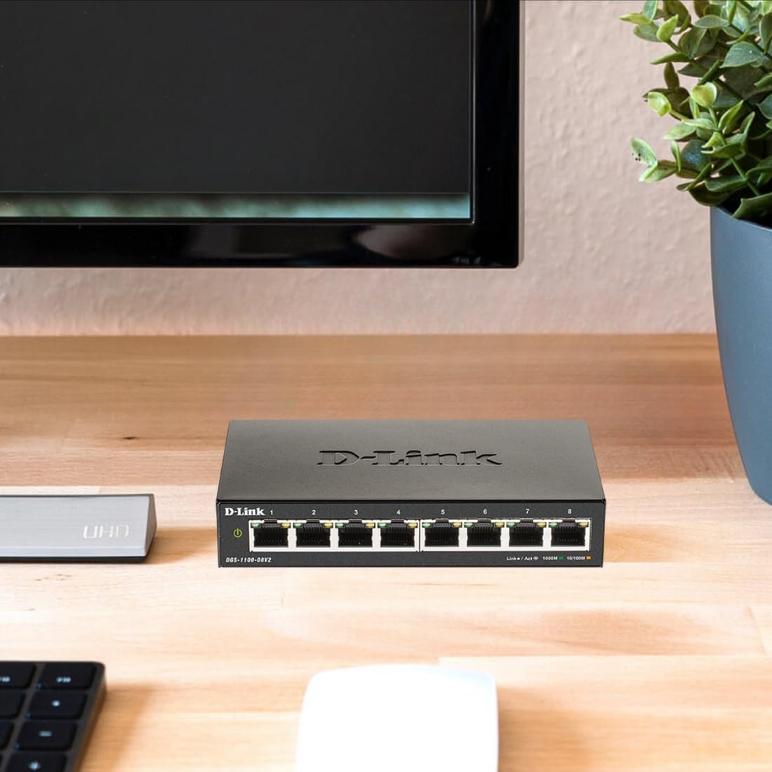 D-Link Ethernet Switch, 8 Port Smart Managed Gigabit Desktop EEE ...
