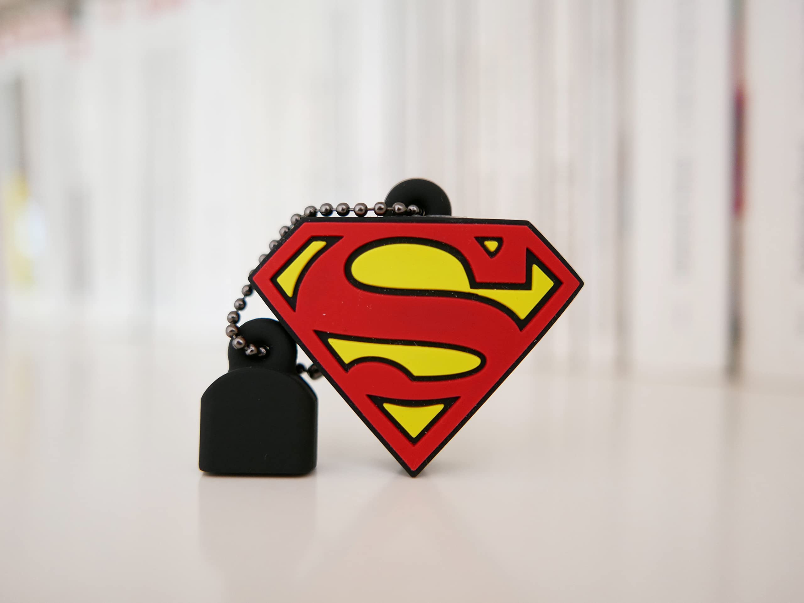Emtec 32Gb Superman Dc Comics Collector Usb 2.0 3D Soft Touch Gum Flash Drive
