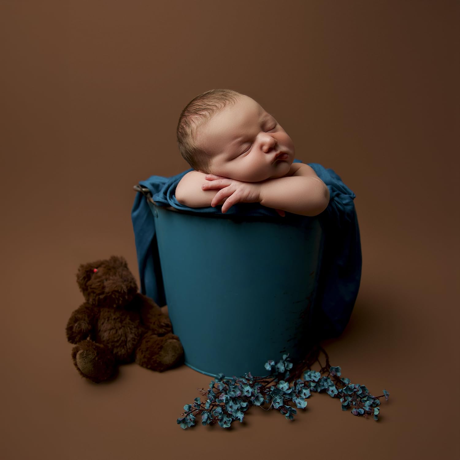 Kate Seamless Paper Backdrop Brown Paper Backdrop Seamless Backdrop Paper Rolls (53''X16.4' Coco Brown)