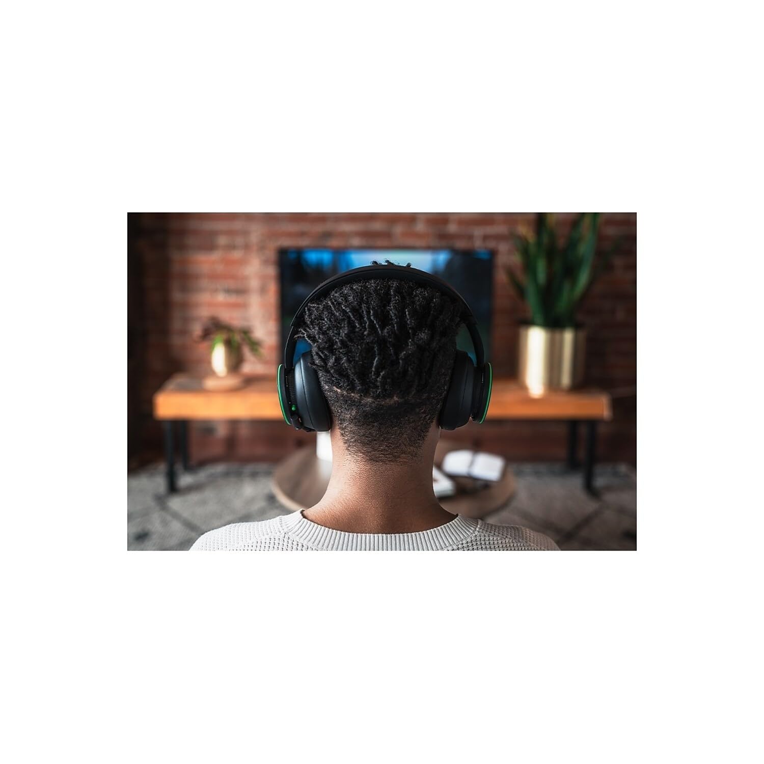 Xbox Wireless Headset     Xbox Series X|S, Xbox One, And Windows 10 Devices